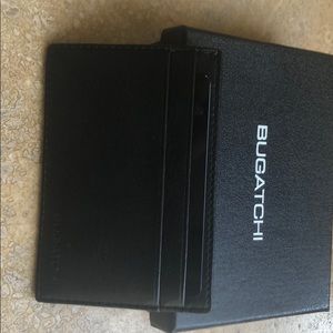 Gorgeous Bugatchi black leather wallet